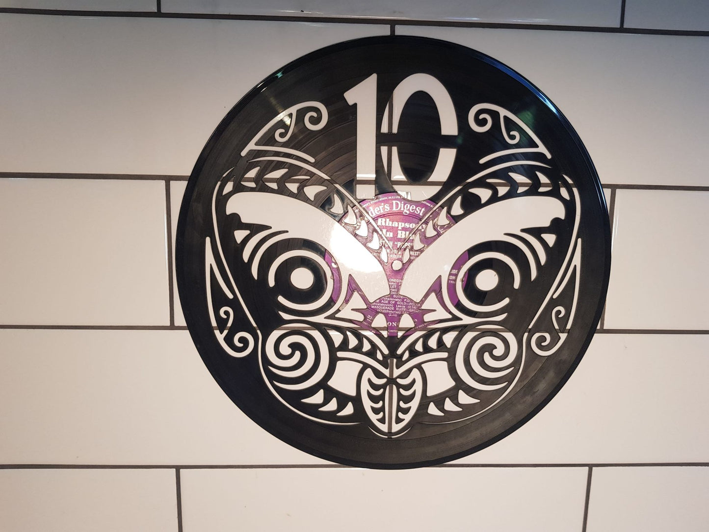 10c NZ Coin (Tiki) Vinyl Display